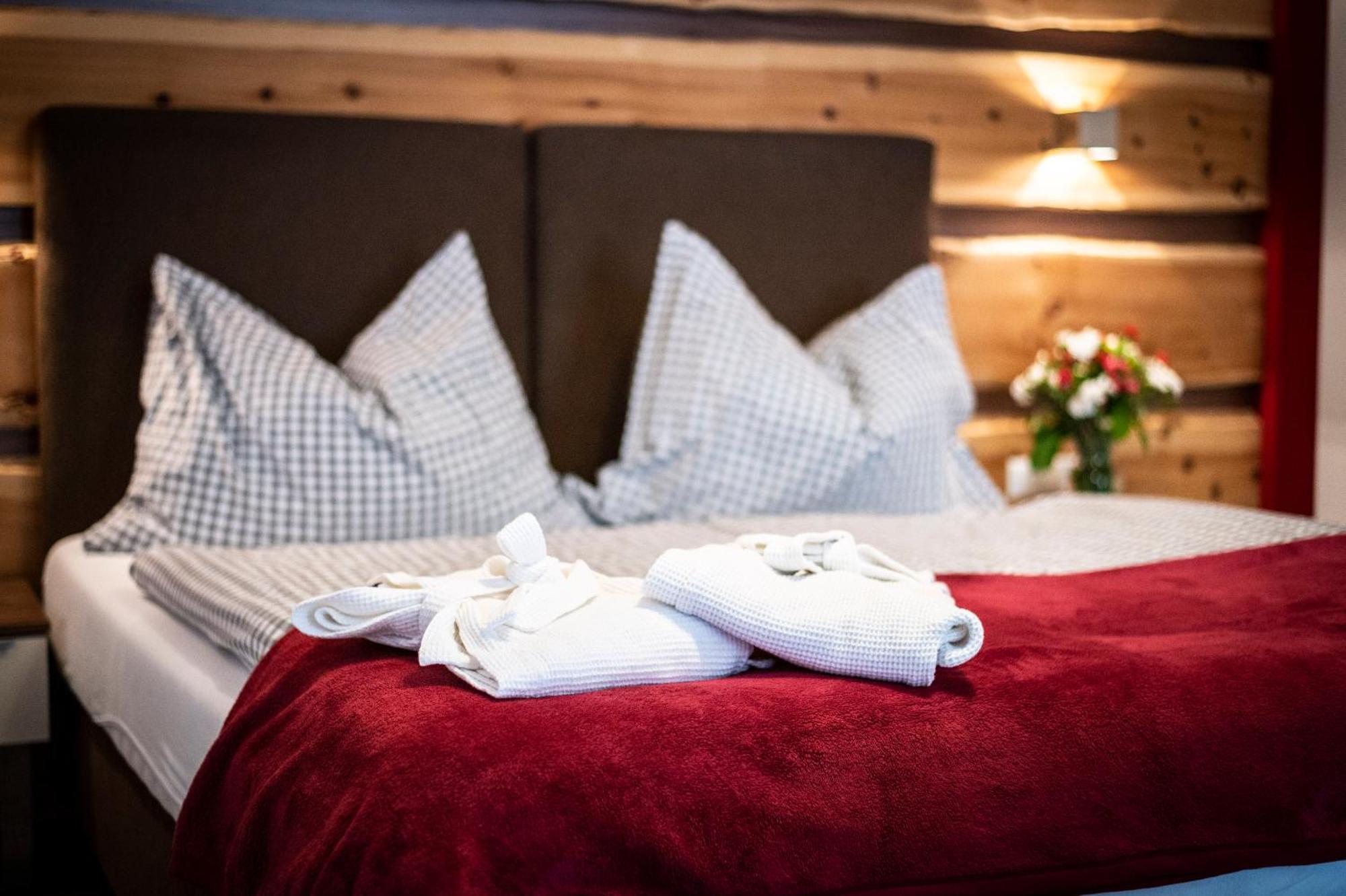 Gastwirtschaft Hold Hotel Monichwald Buitenkant foto